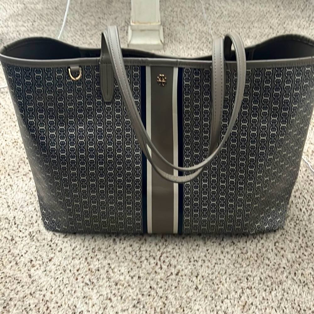 Gemini Link Tote